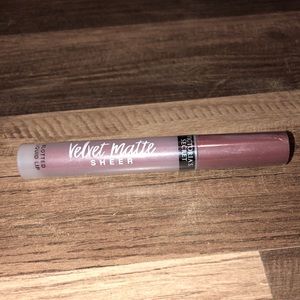 Brand new liquid lip stick